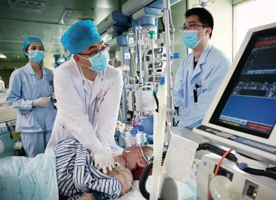 論ICU病房，對講機通信撐起救援“生命線”